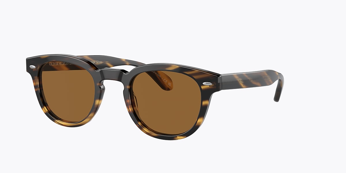 827934431706 main image