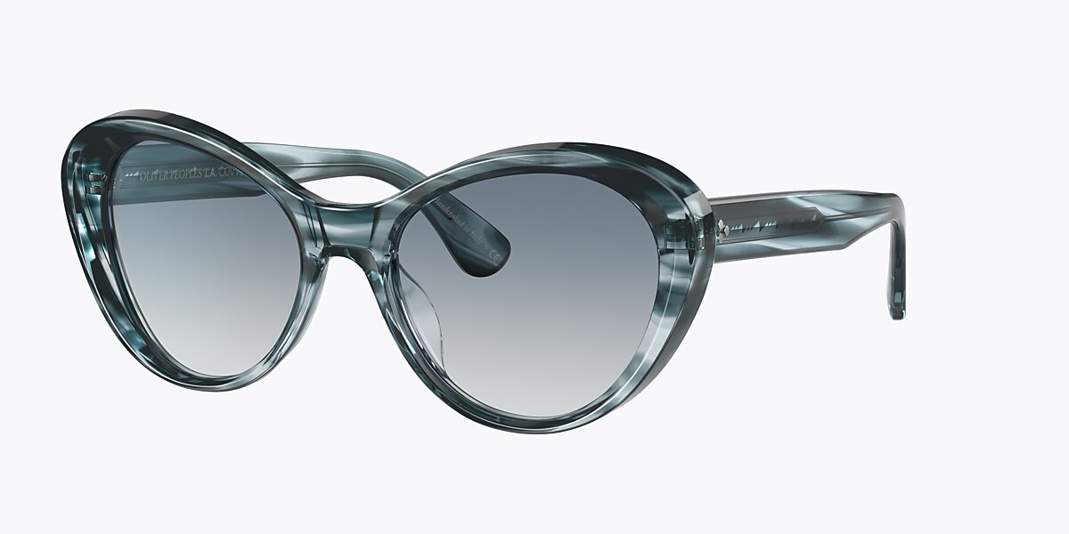 827934467408 main image