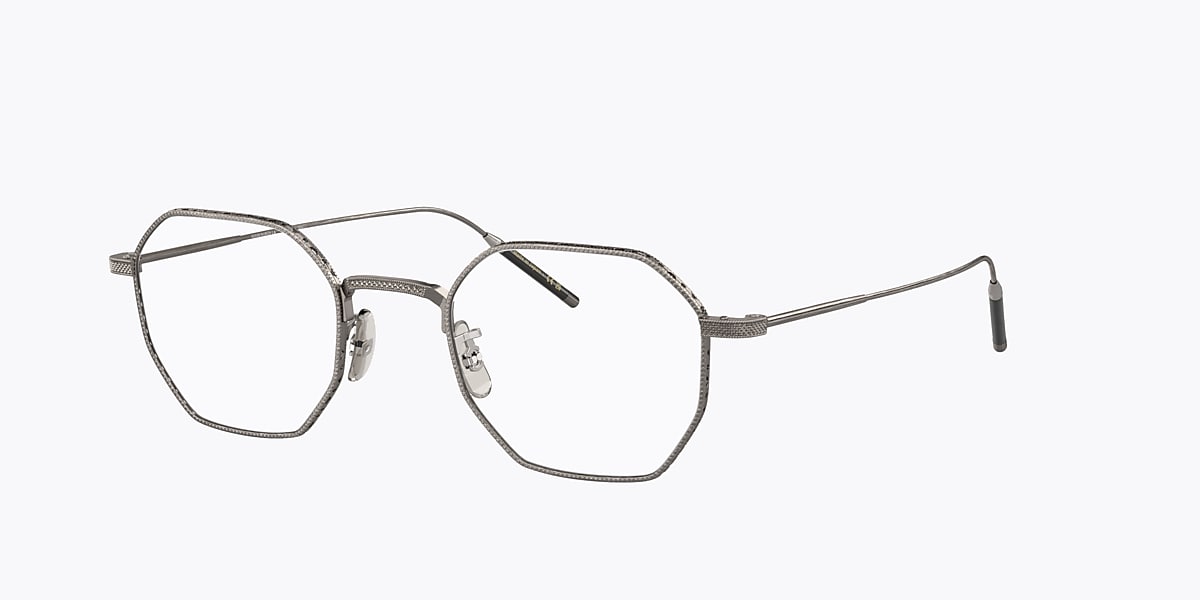 827934467972 main image