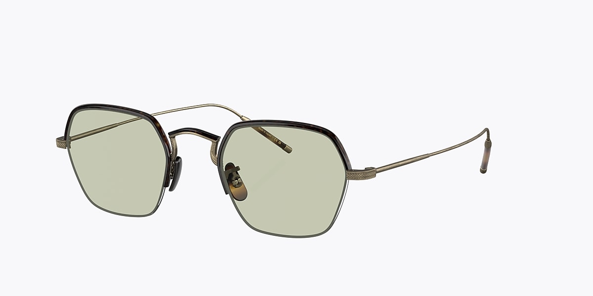 827934468009 main image