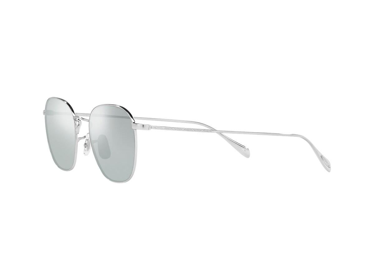 OLIVER PEOPLES Clyne 49⬜︎20 145 Oliver Clyne Eyeglasses in Antique Gold/Black | Oliver®