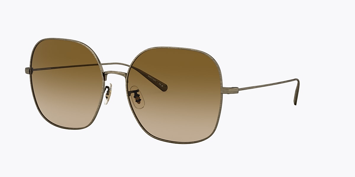 827934480506 main image