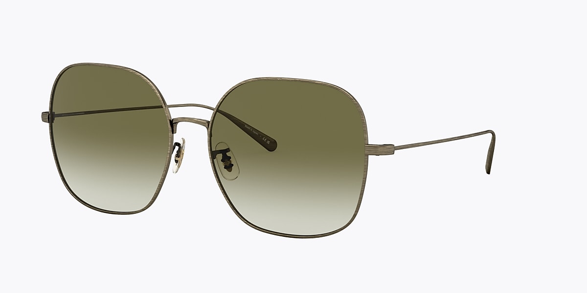 827934480513 main image