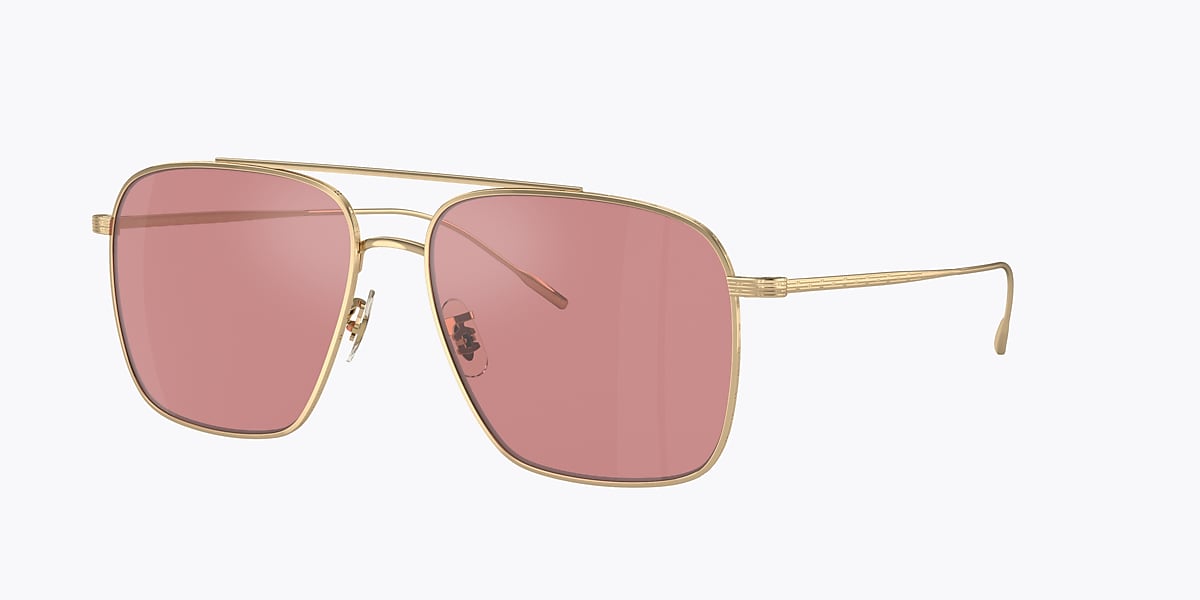 827934482104 main image