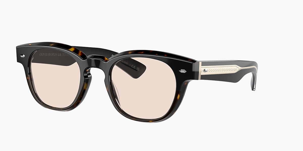 827934482326 main image