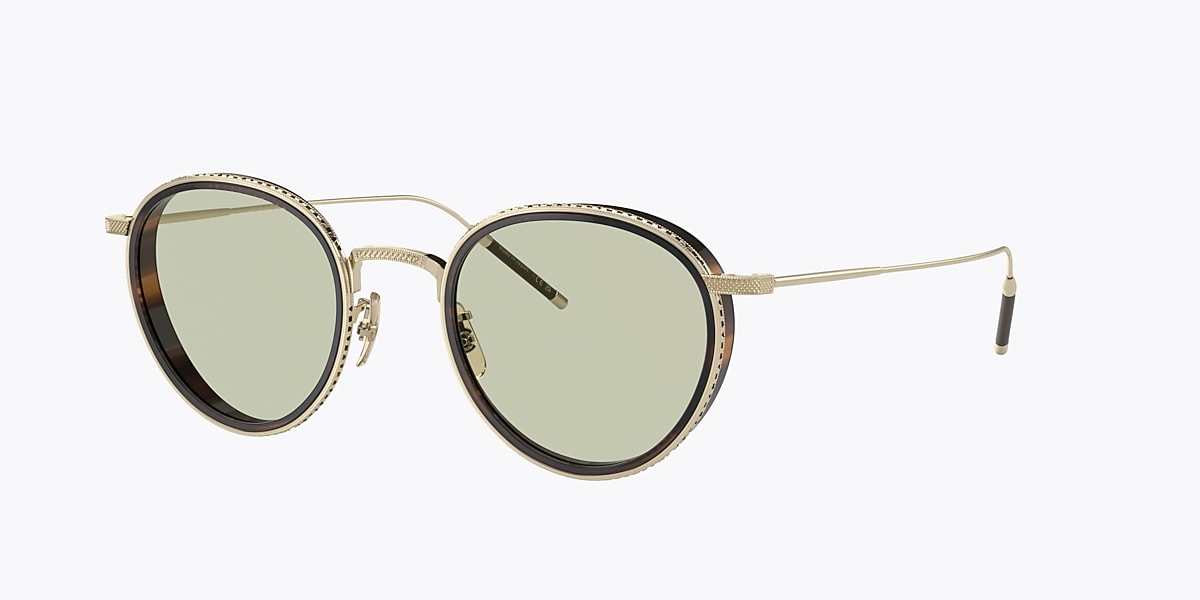 827934482432 main image