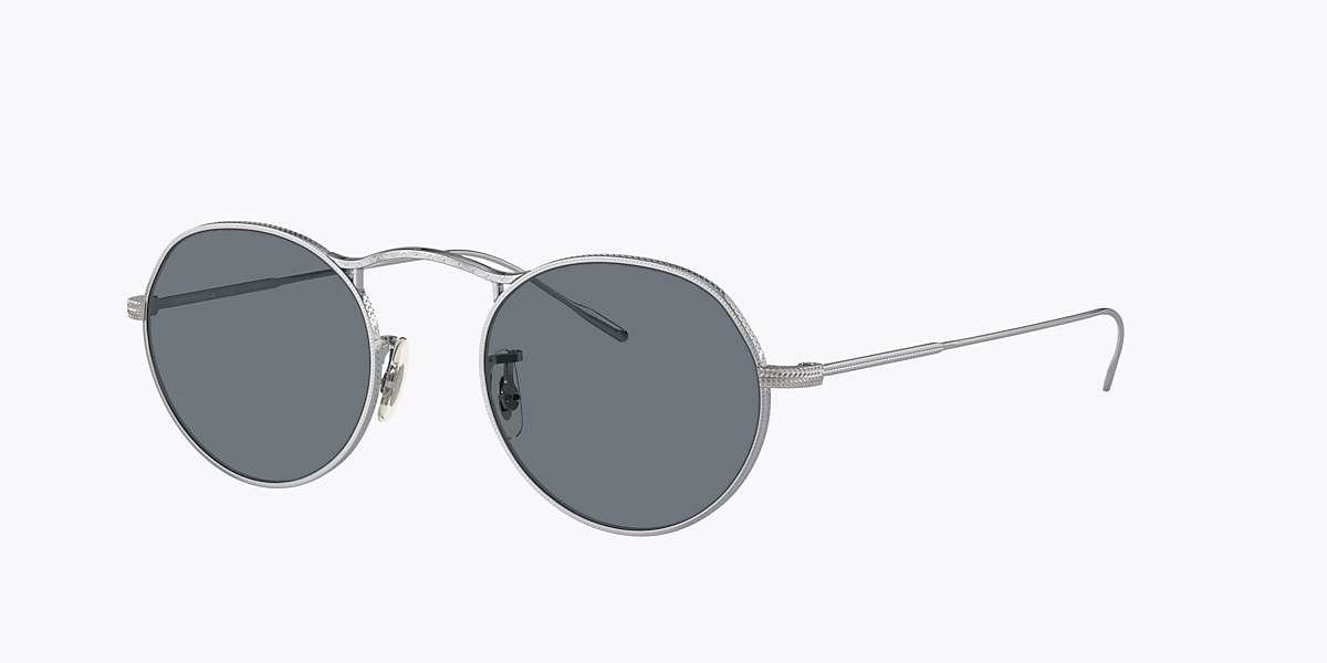 827934483026 main image