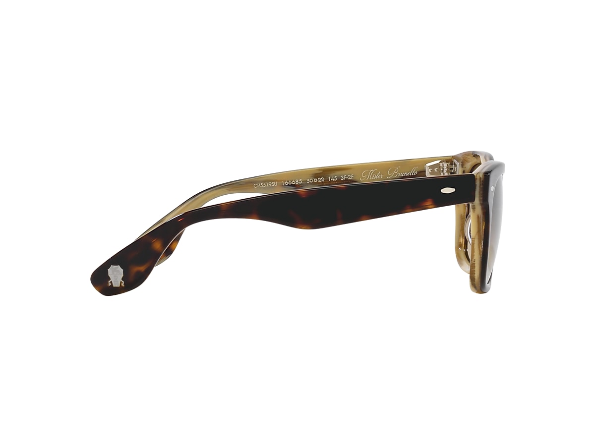 Oliver Mister Brunello Sunglasses in 362/Horn | Oliver® Oliver Mister Brunello Sunglasses in 362/Horn | Oliver®