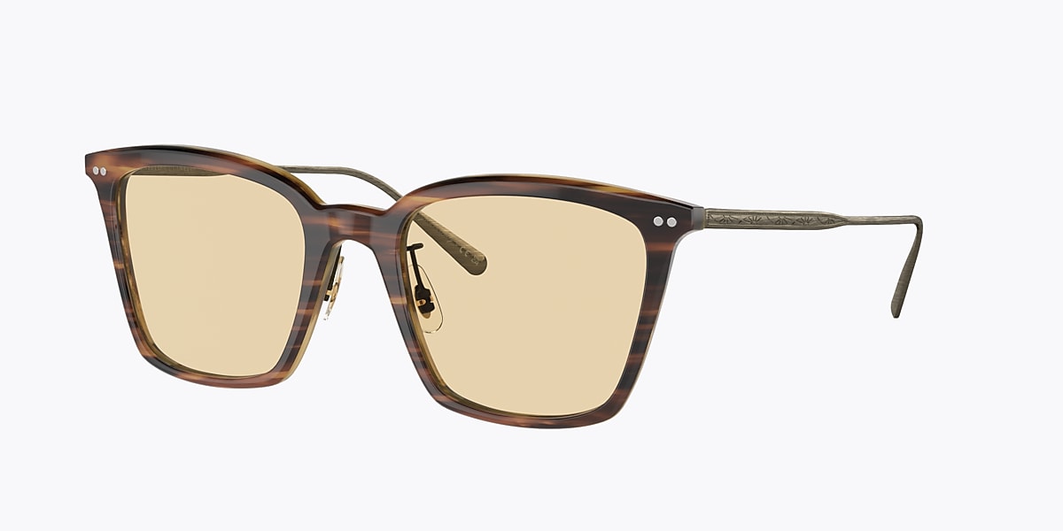 827934498235 main image